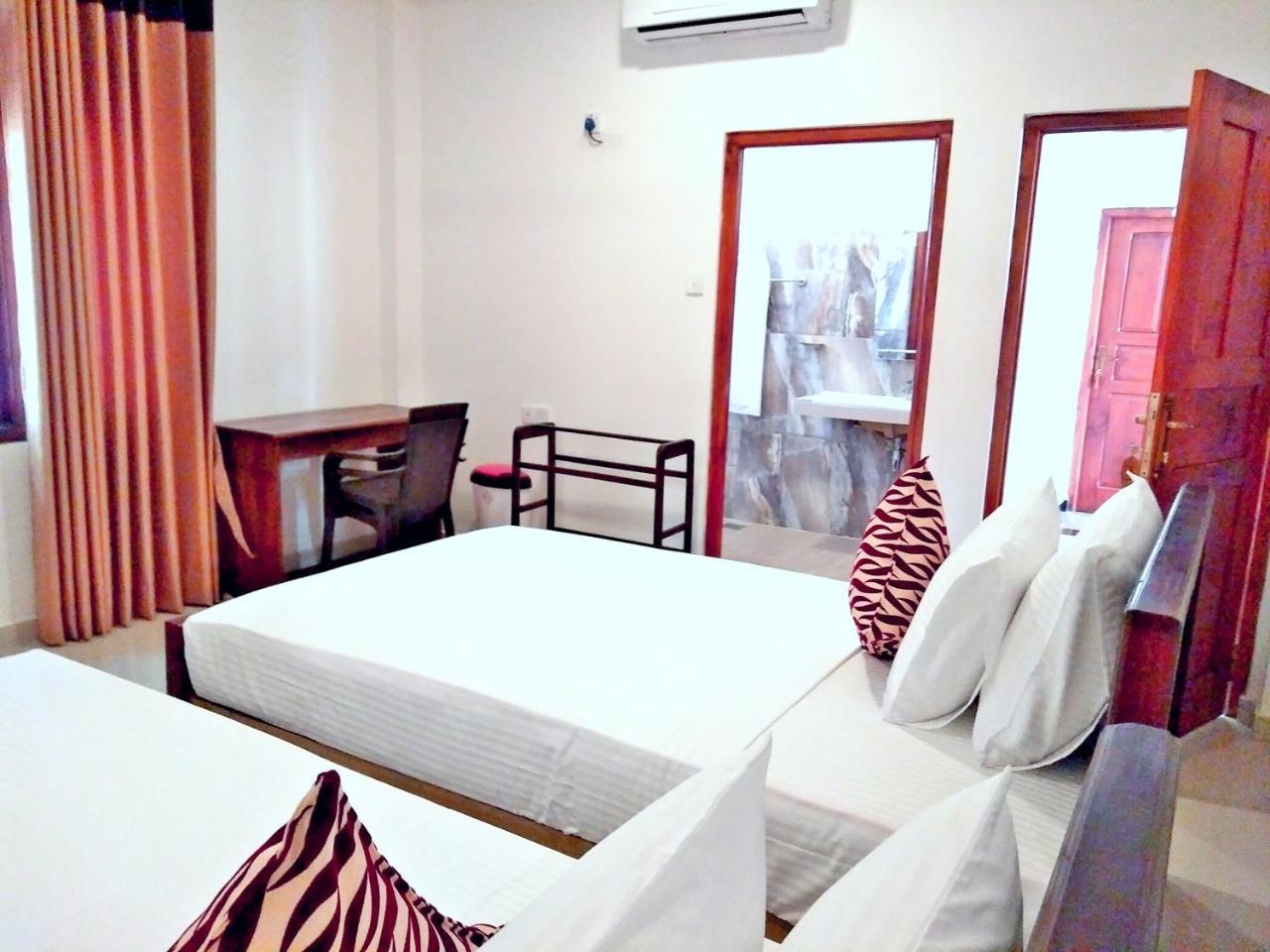 Ocean Bay Surf Resort Weligama Dış mekan fotoğraf