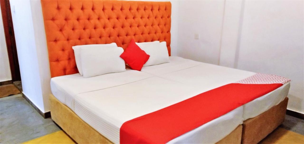 Ocean Bay Surf Resort Weligama Dış mekan fotoğraf